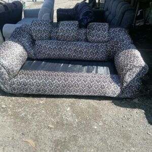 Brand new Prado 3seater